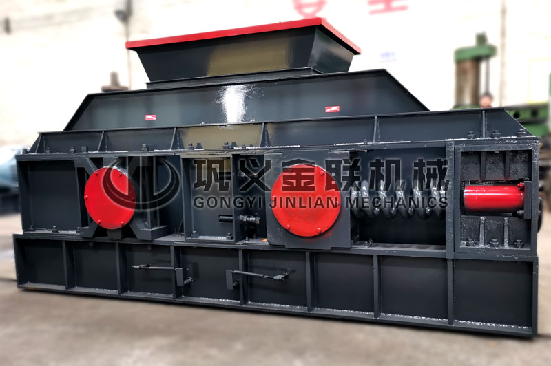 對輥細碎機_小型細碎對輥機,新型制砂細碎機生產視頻/型號圖片